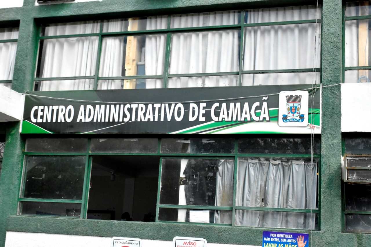 Camacã: Prefeito Paulo do Gás faz recepção aos funcionários da Prefeitura